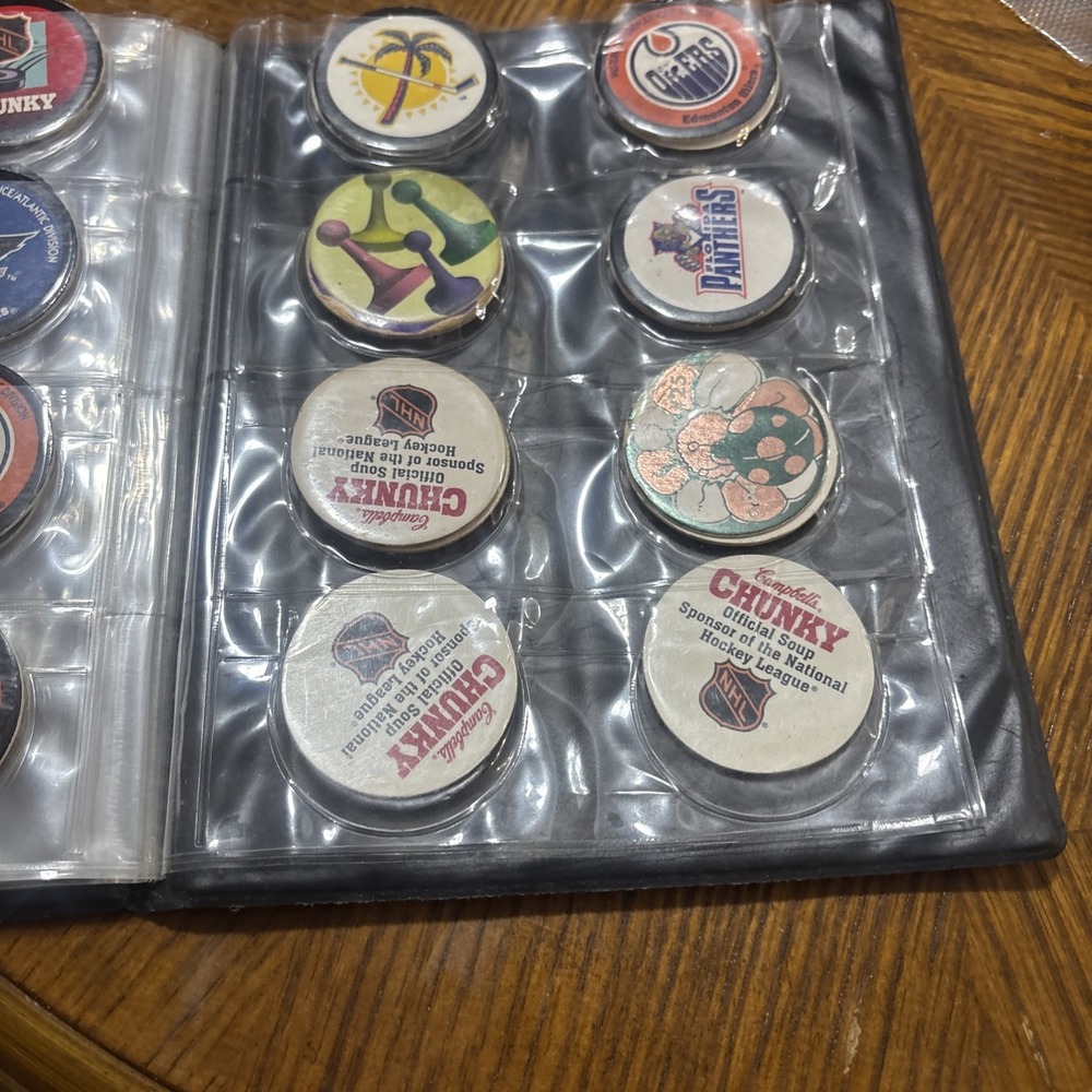 Pog Case And‎ Pogs - Picture 11 of 13